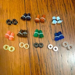 Lot of 13 (pair) 0G ear tunnels/plugs